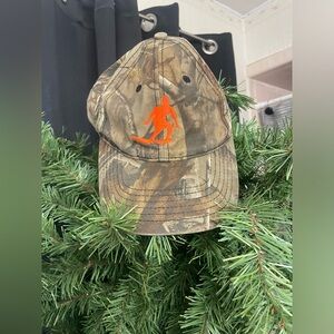 Surfing Camo Hat